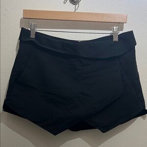 //ZARA// Black Women's Skort